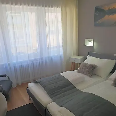 Elite Self-check-in 2* St. Gallen