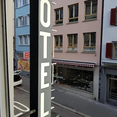Elite Self-check-in Szálloda 2*