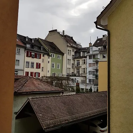 Elite Self-check-in 2* St. Gallen