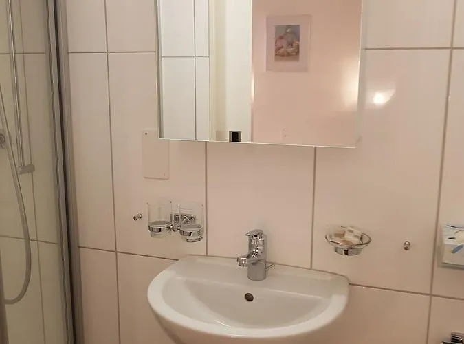 Elite Self-check-in 2*